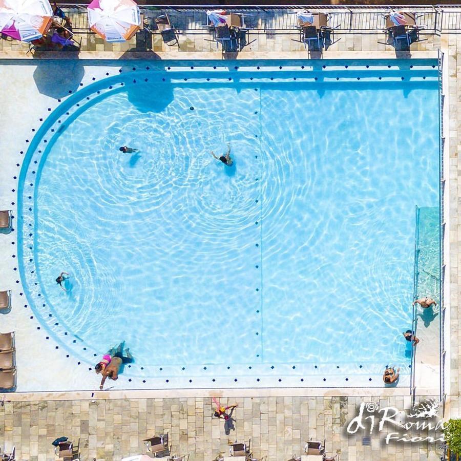Hotel Diroma Fiori Com Um Dia De Acesso No Acqua Park Diroma Caldas Novas Buitenkant foto
