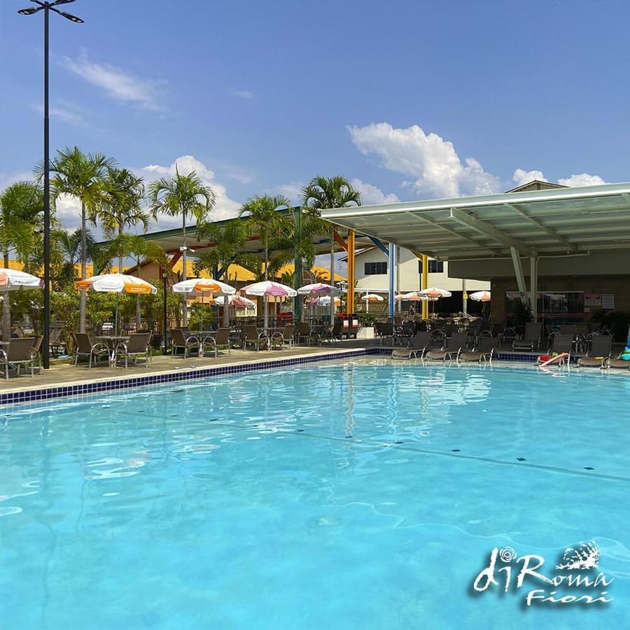 Hotel Diroma Fiori Com Um Dia De Acesso No Acqua Park Diroma Caldas Novas Buitenkant foto